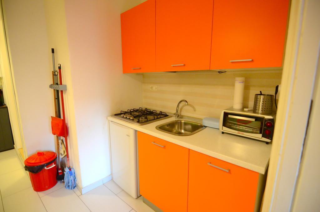 Shine Apartment Naples Extérieur photo