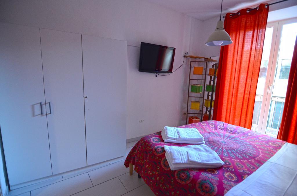 Shine Apartment Naples Extérieur photo