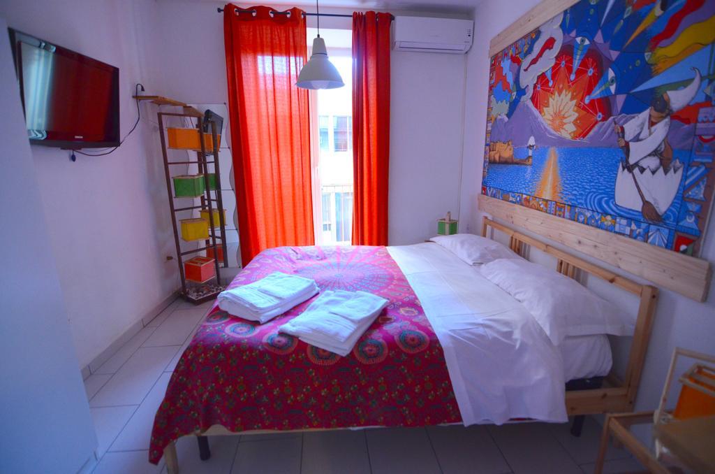 Shine Apartment Naples Extérieur photo