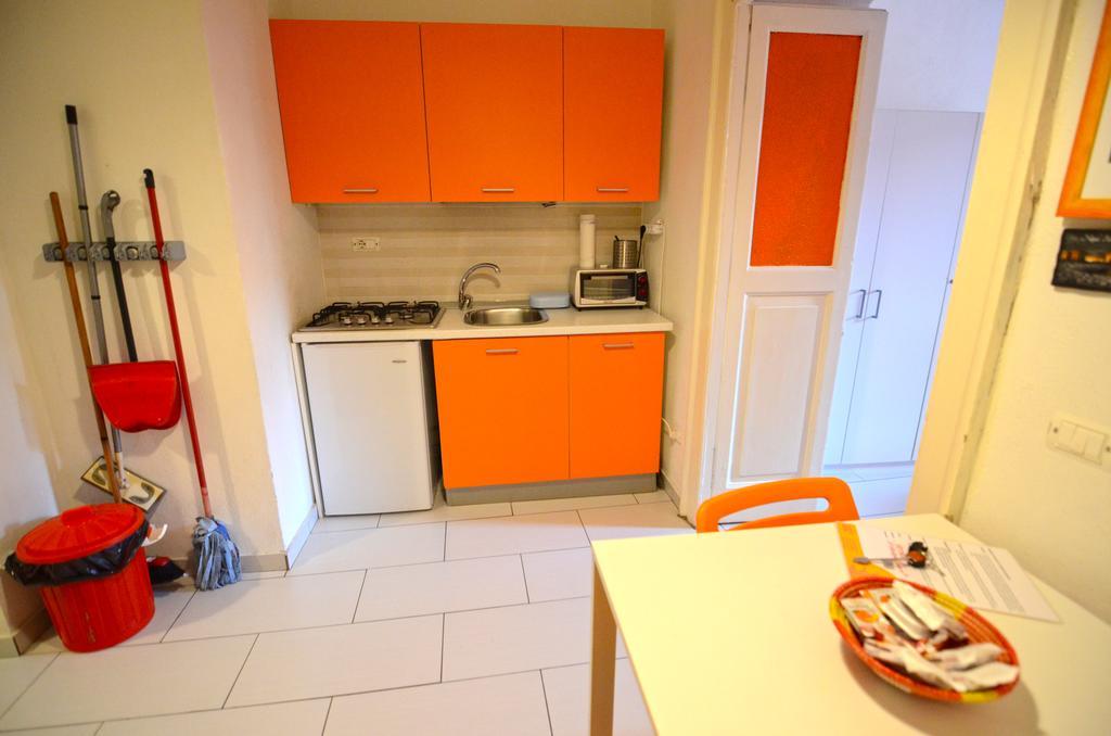 Shine Apartment Naples Extérieur photo